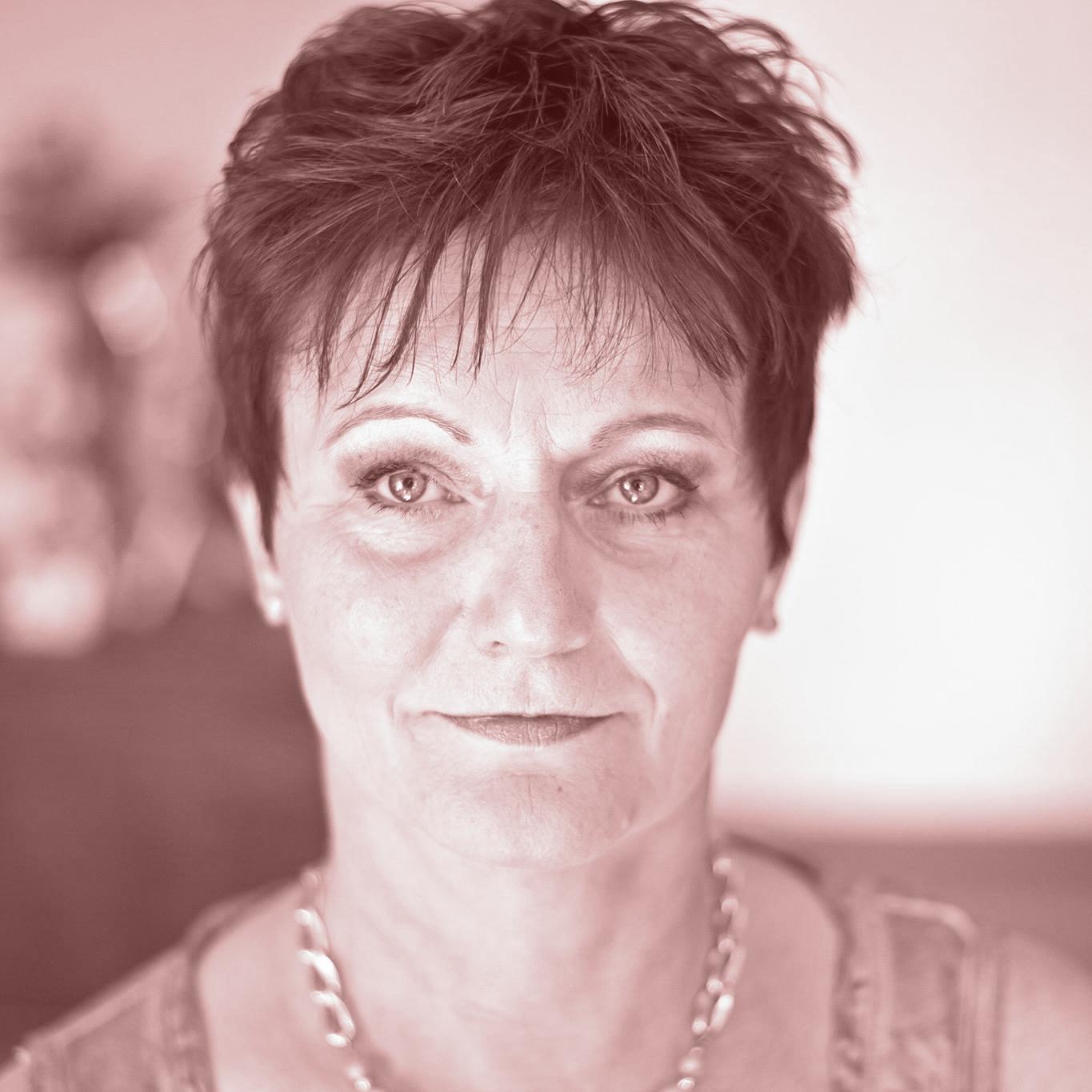 Portrait von Sylvia Lüdicke